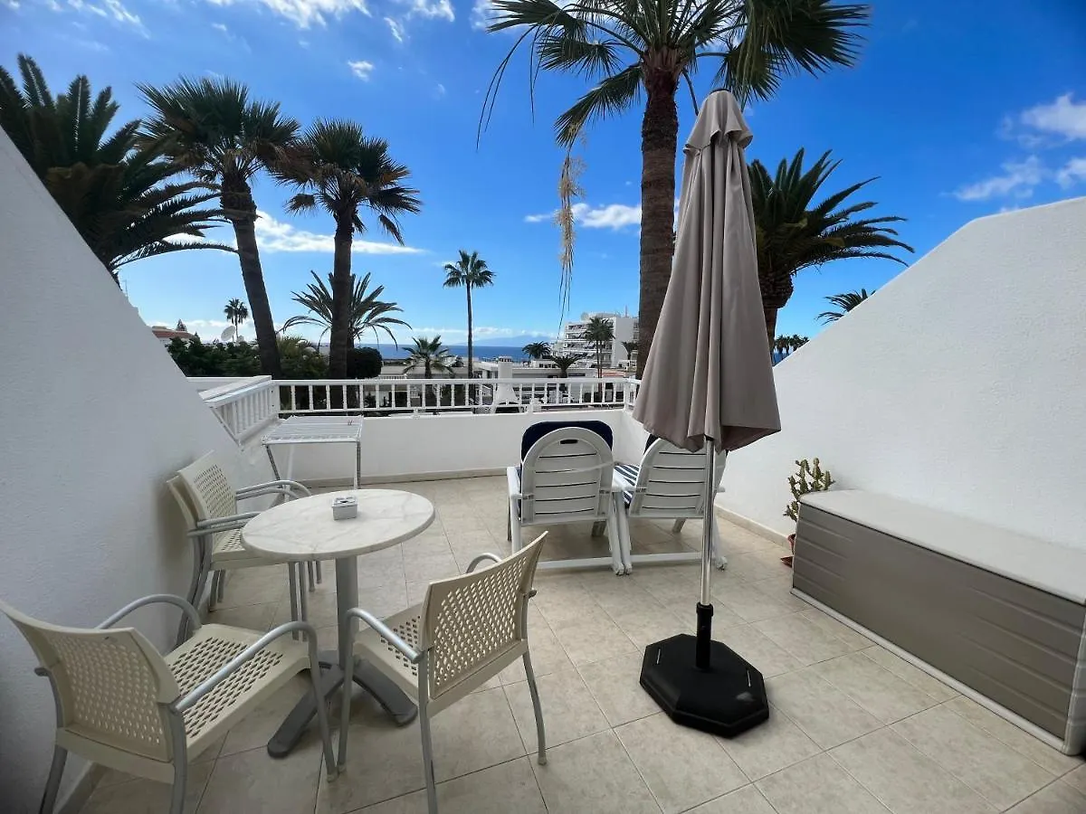 Apartamento En Edificio Villaflor San Eugenio Bajo Vistas Al Mar location